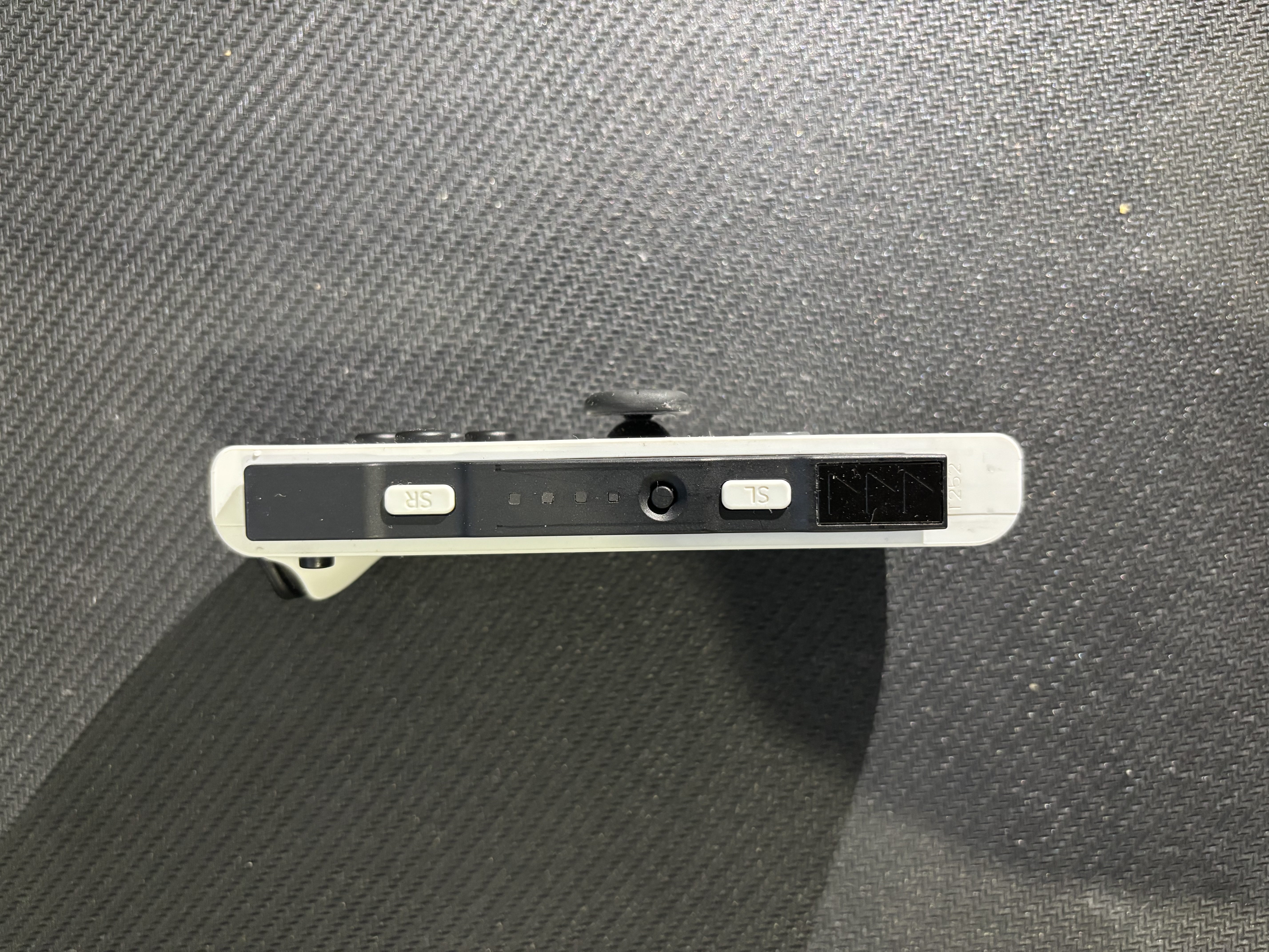 Image of Joy-Con, side view